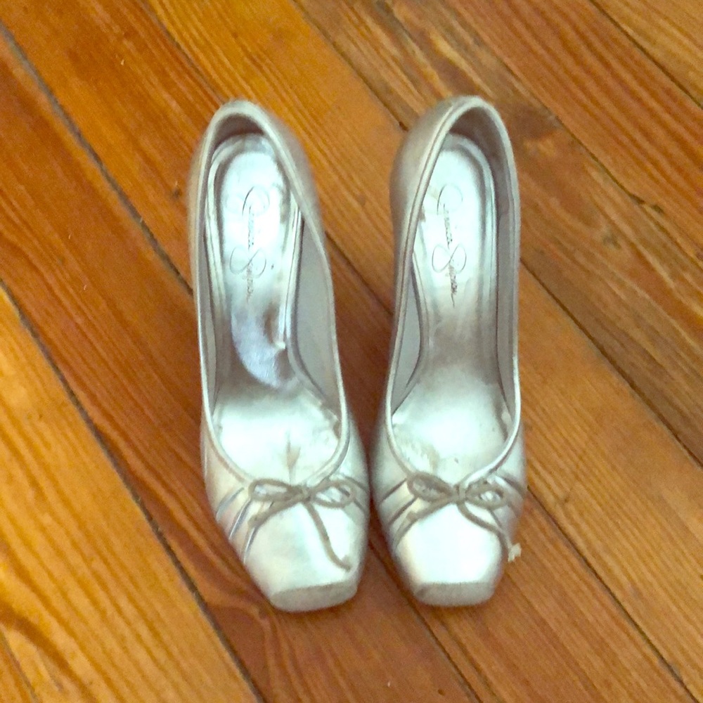 Jessica Simpson wedge heel